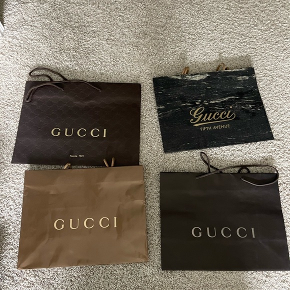 Gucci Handbags - Gucci shopping bags